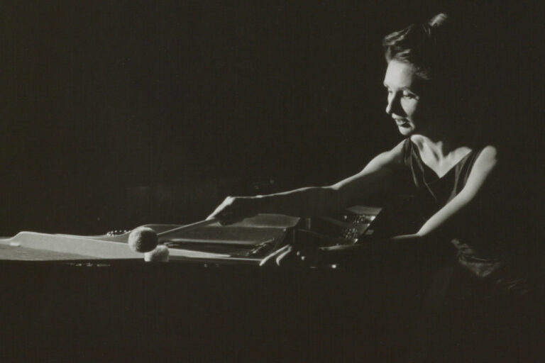 Dustin Hurt speaks at MaerzMusik’s Dlugoszewski laboratory